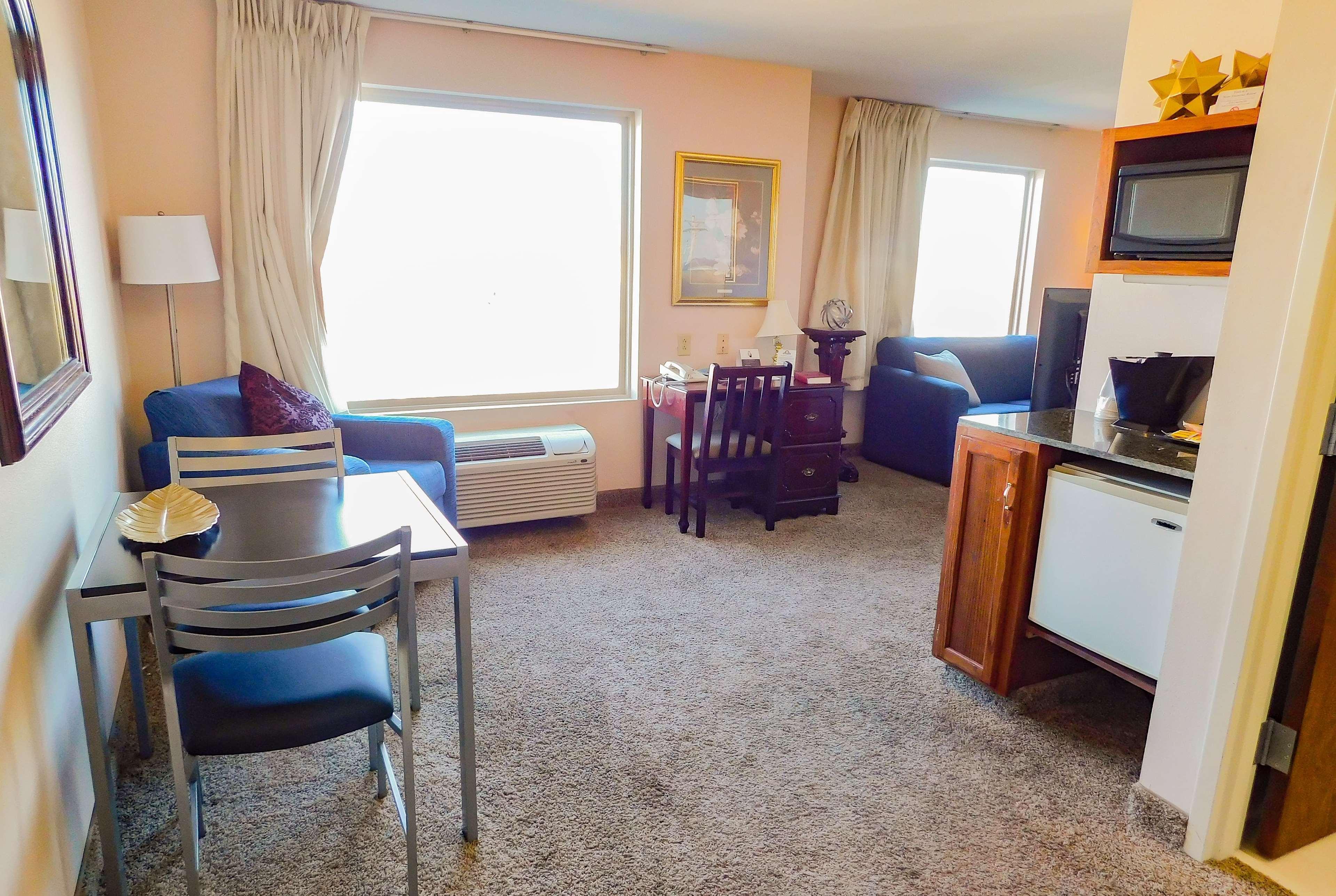 Days Inn & Suites By Wyndham Pocahontas Eksteriør billede