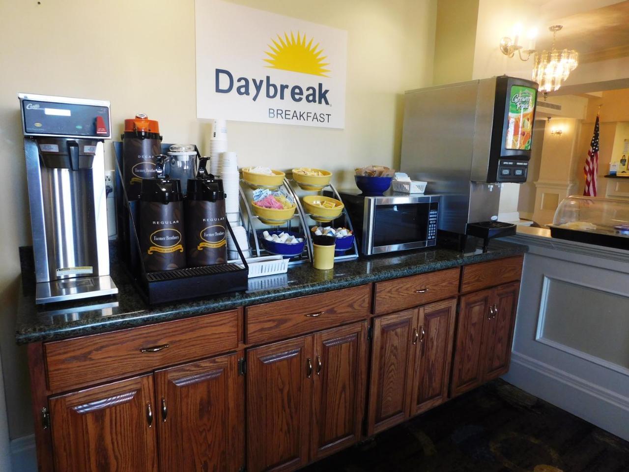 Days Inn & Suites By Wyndham Pocahontas Eksteriør billede