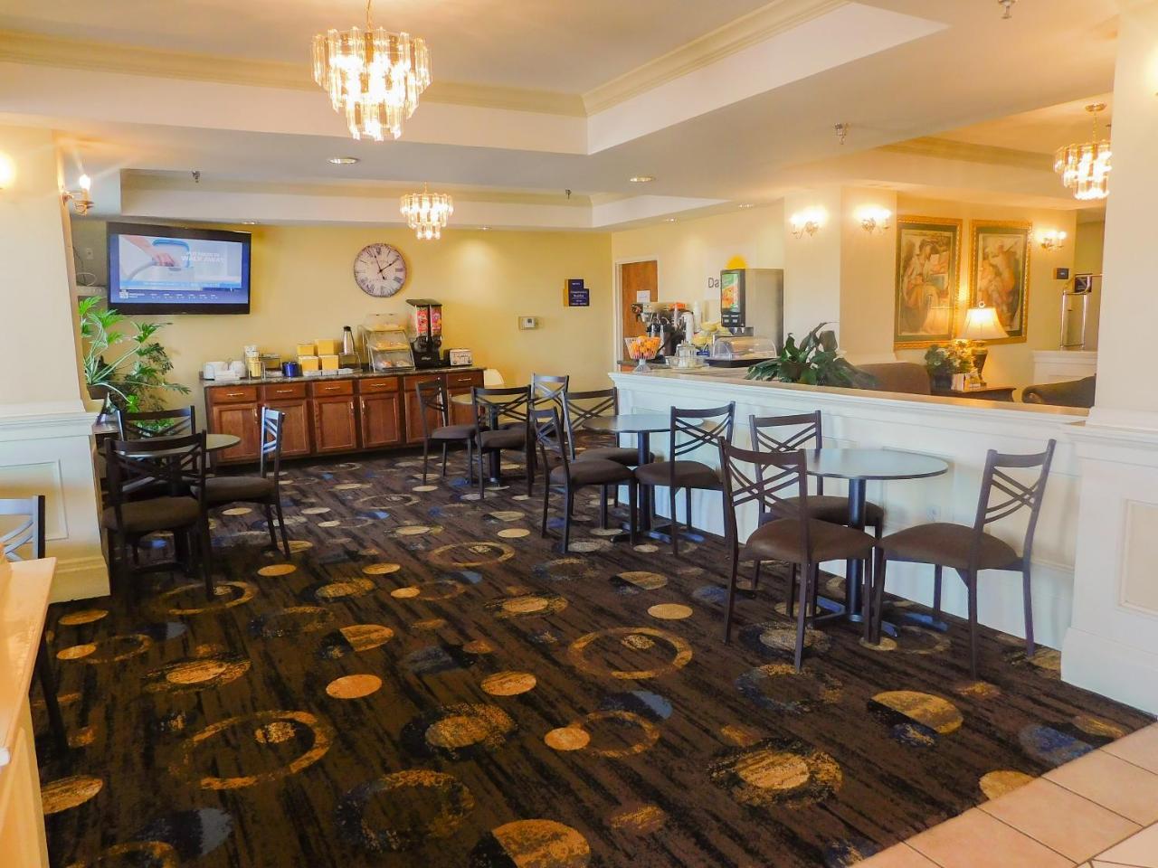Days Inn & Suites By Wyndham Pocahontas Eksteriør billede