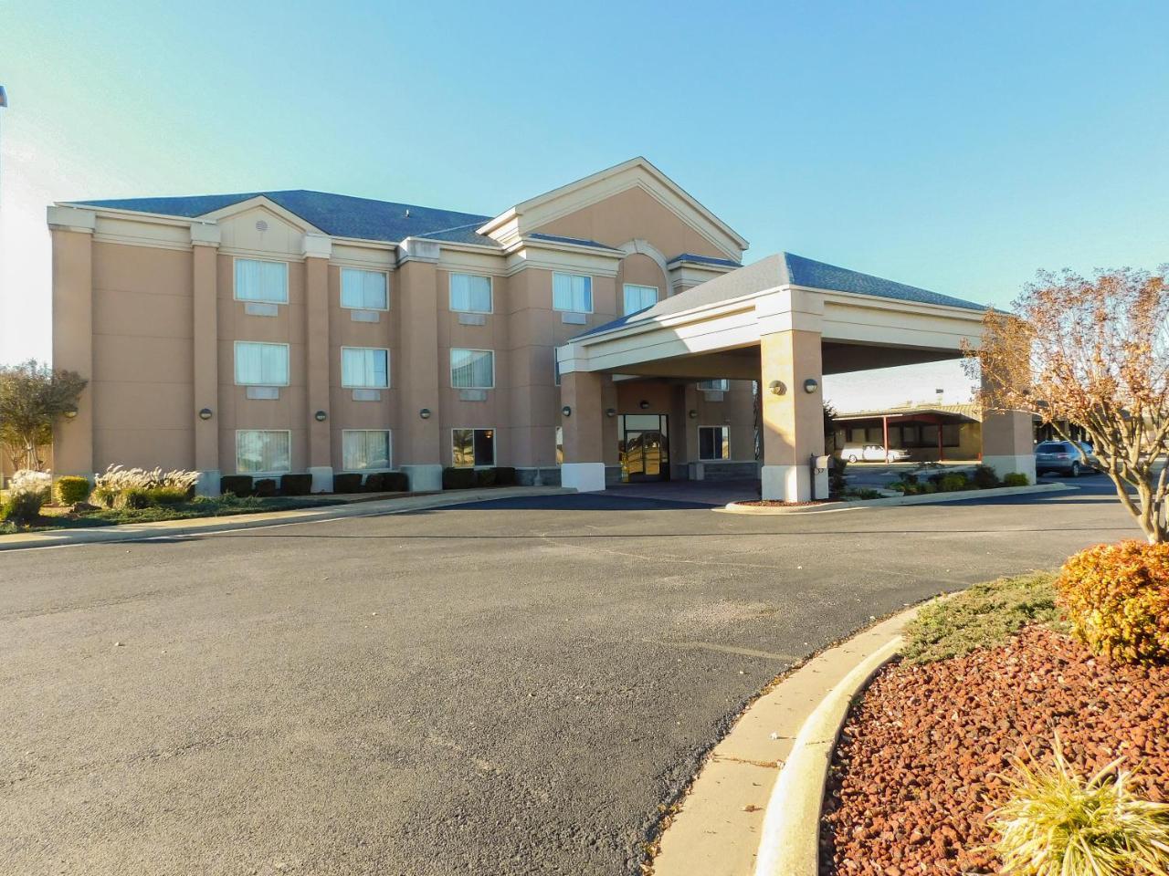 Days Inn & Suites By Wyndham Pocahontas Eksteriør billede