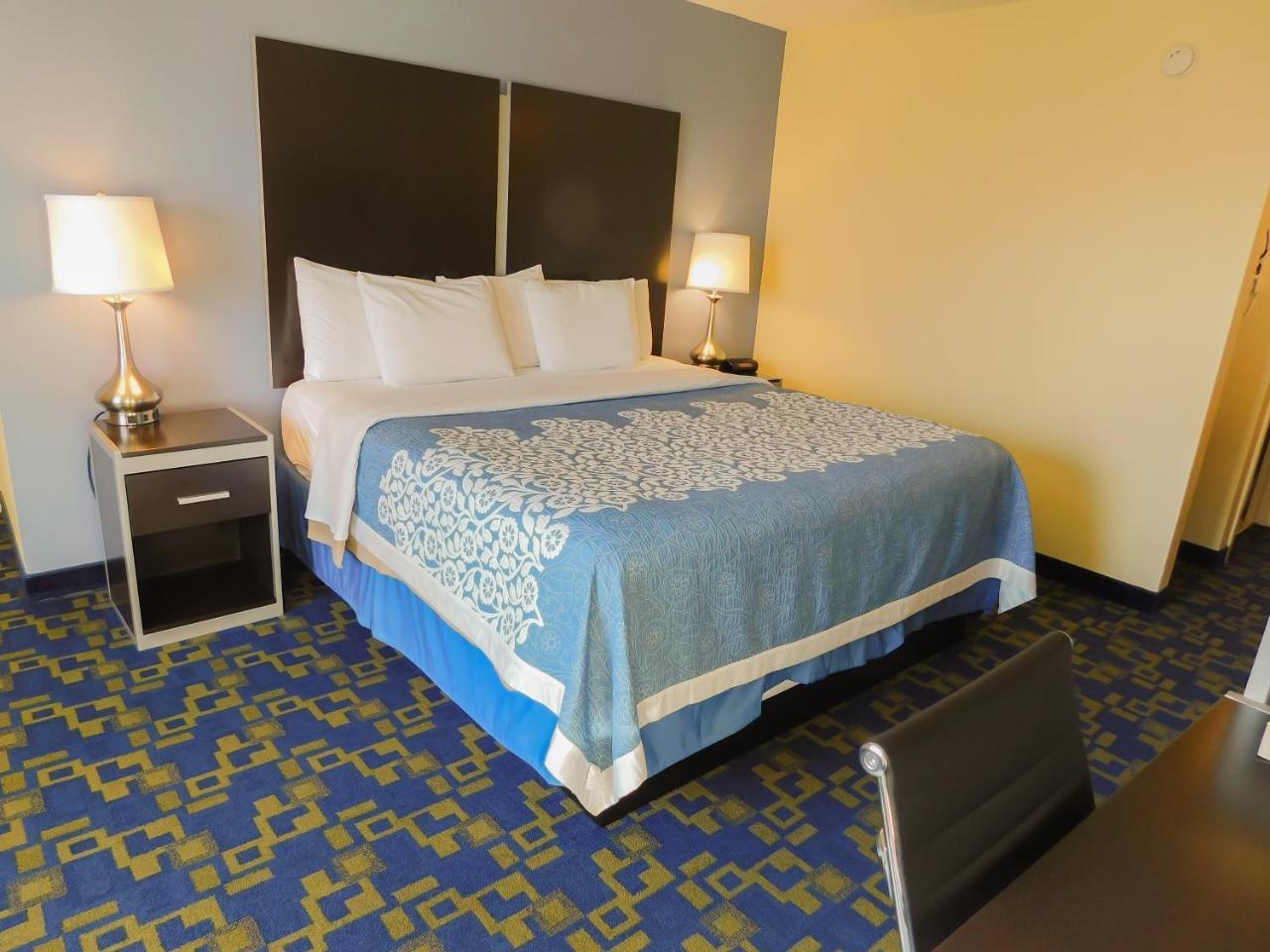 Days Inn & Suites By Wyndham Pocahontas Eksteriør billede