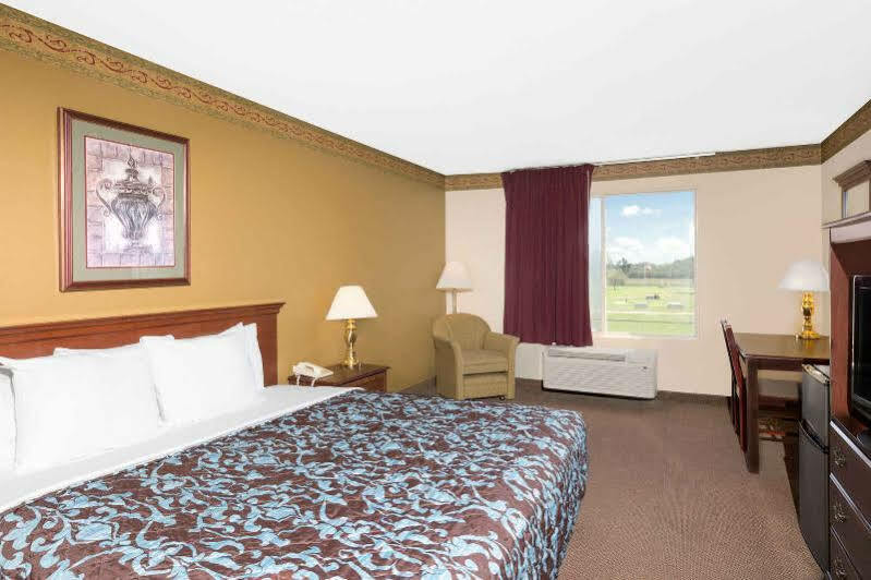 Days Inn & Suites By Wyndham Pocahontas Eksteriør billede