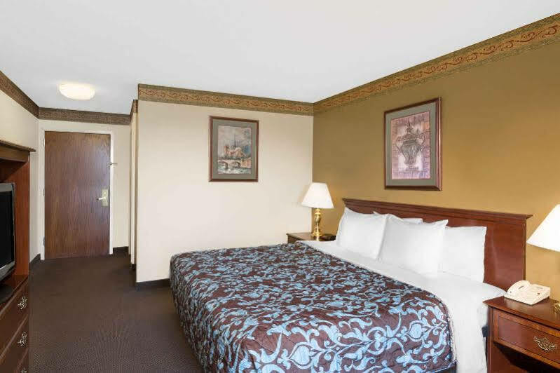 Days Inn & Suites By Wyndham Pocahontas Eksteriør billede